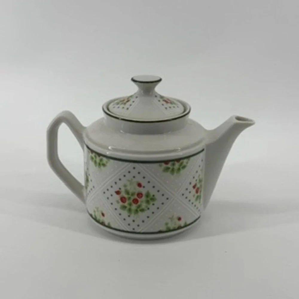 Vintage 1975‎ Enesco Swiss Strawberry Dot Fine China Teapot Japan White Green